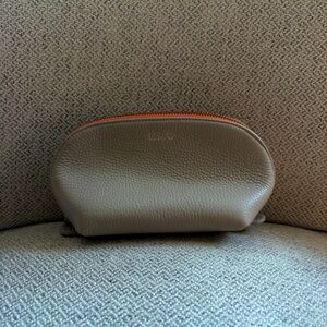 Cuyana Small Leather Travel Case
